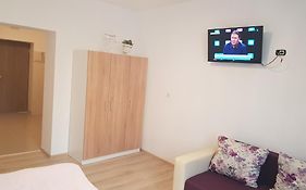 Georgiana Apartments